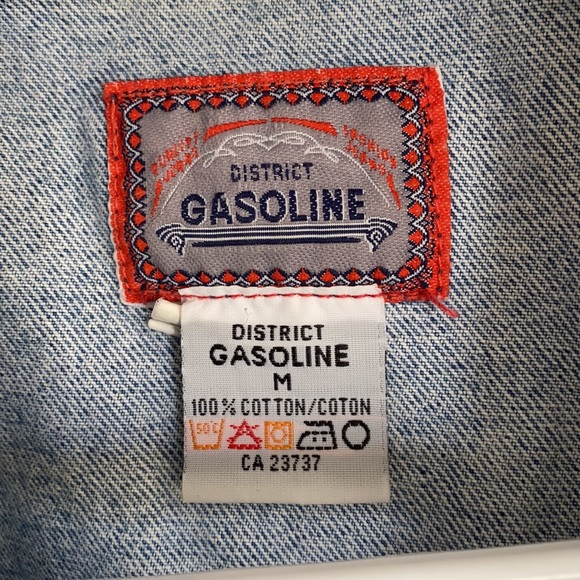 VINTAGE LOOKING JEAN JACKET - Picture 2 of 3